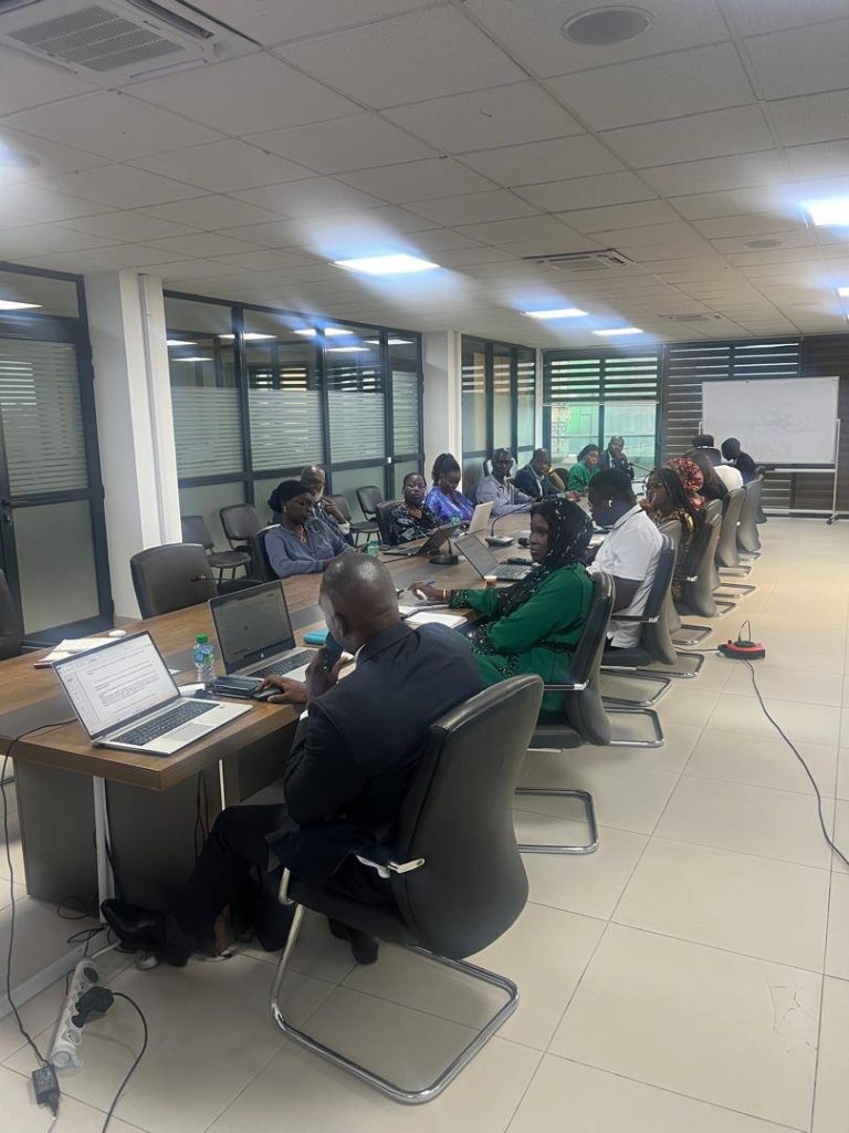 photo_4_2025-09-30_10-14-01